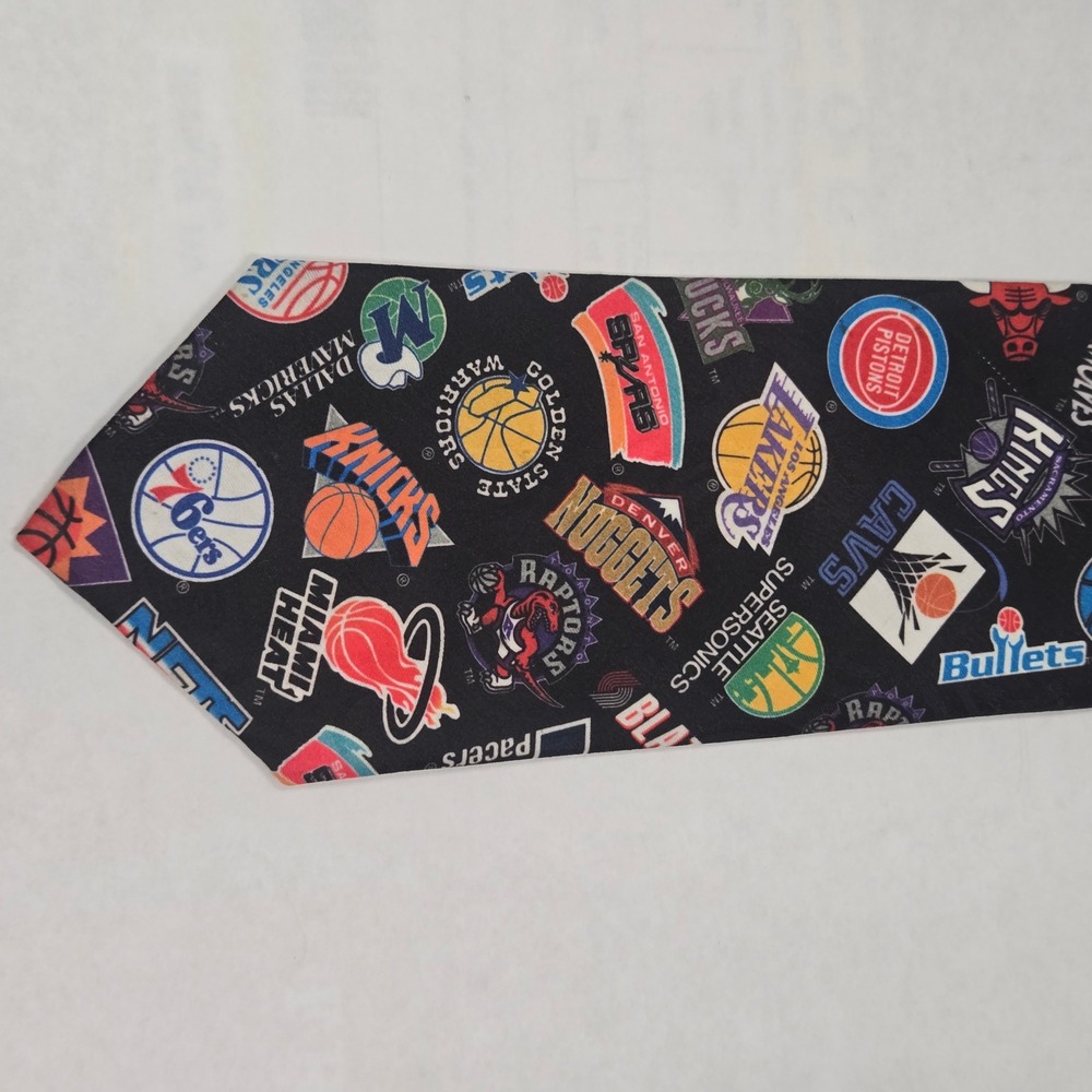 Vintage 1994 Surrey NBA Logos Tie Mens Black Basketball Teams Wallywear USA